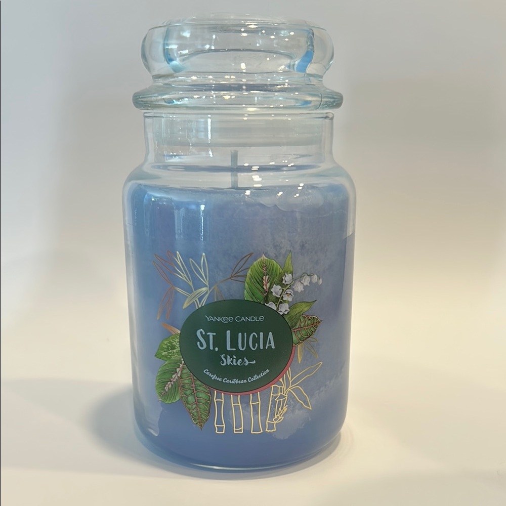 Yankee Candle ‘St. Lucia Skies’ 🌌 candle 🕯️